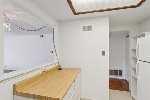 Tiny photo for 920 Vose Drive #106, Gurnee, IL 60031 (MLS # 12479728)