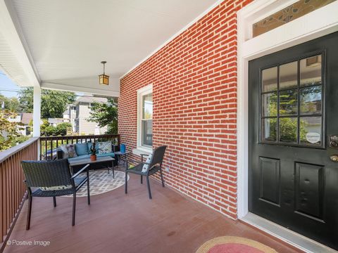 A home in La Grange Park