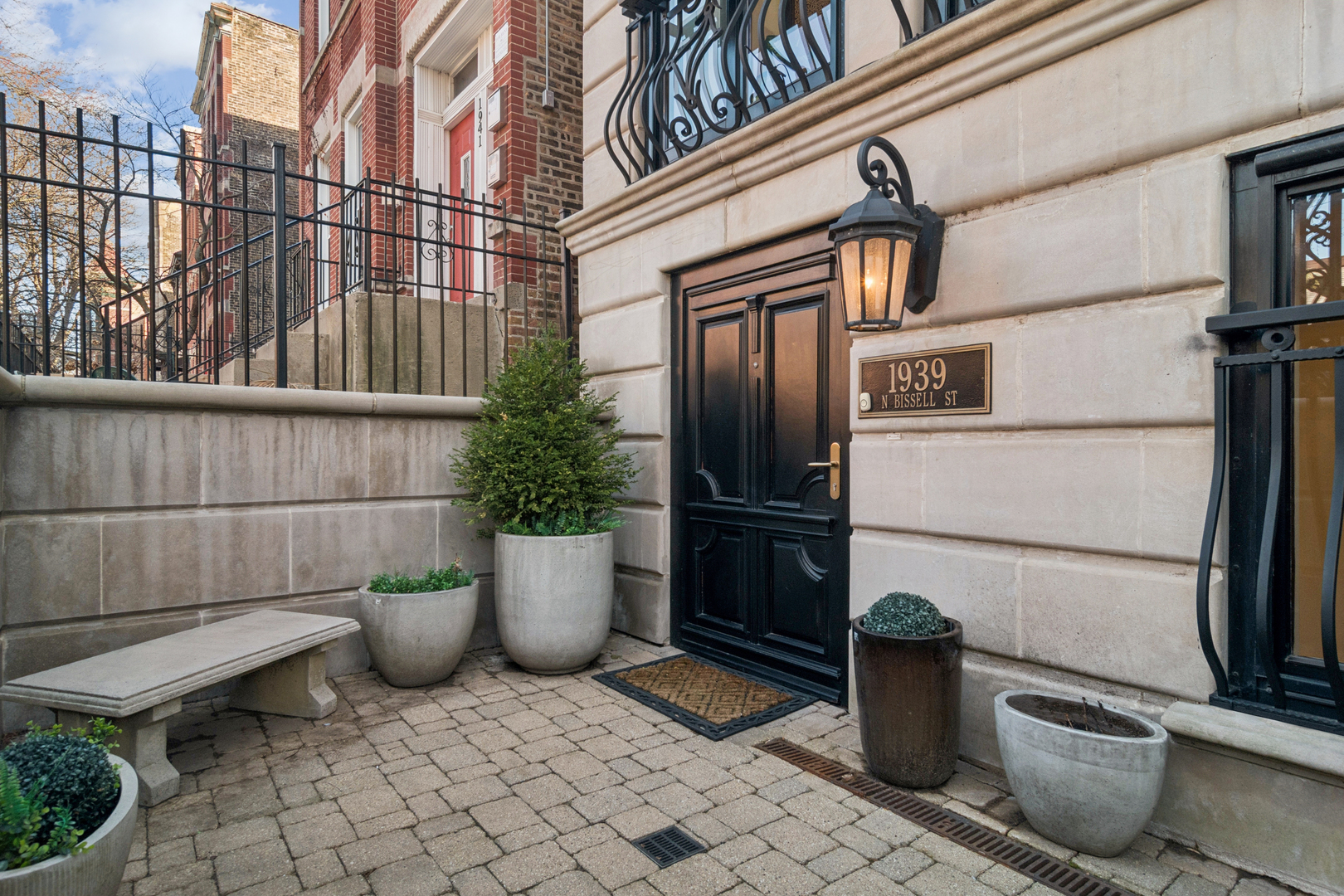 1939 N Bissell Street