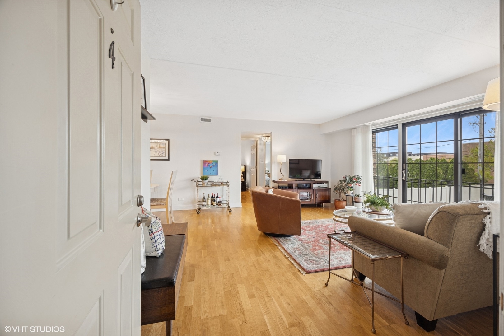 17 N Madison Avenue 4