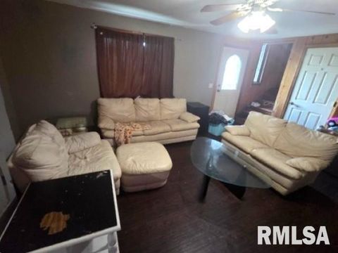 Tiny photo for 16514 E FAIRFIELD Road, Mt Vernon, IL 62864 (MLS # EB459430)