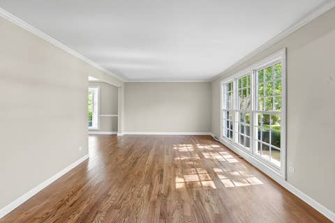 Tiny photo for 1533 N Belmont Avenue, Arlington Heights, IL 60004 (MLS # 12736421)