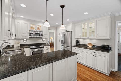Tiny photo for 1533 N Belmont Avenue, Arlington Heights, IL 60004 (MLS # 12736421)