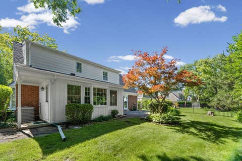 Tiny photo for 1533 N Belmont Avenue, Arlington Heights, IL 60004 (MLS # 12736421)