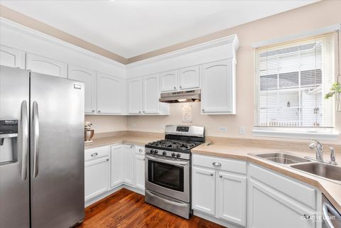 Tiny photo for 1609 Devonshire Lane, Shorewood, IL 60404 (MLS # 12642139)