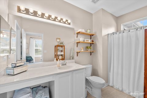 Tiny photo for 1609 Devonshire Lane, Shorewood, IL 60404 (MLS # 12642139)