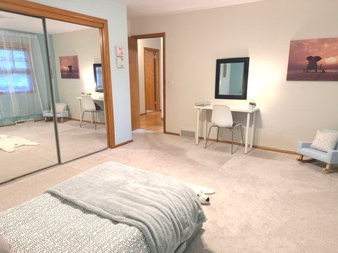 Tiny photo for 16 Falkirk Road, Hawthorn Woods, IL 60047 (MLS # 12682647)