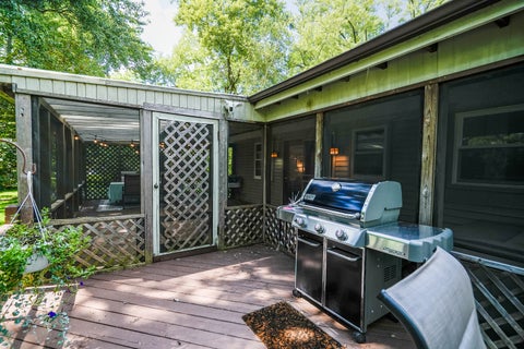 Tiny photo for 16 Falkirk Road, Hawthorn Woods, IL 60047 (MLS # 12682647)