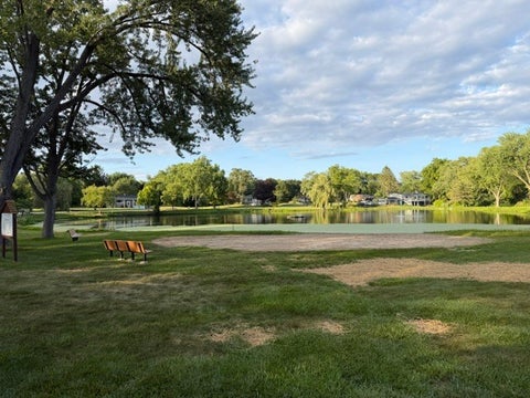 Tiny photo for 16 Falkirk Road, Hawthorn Woods, IL 60047 (MLS # 12682647)