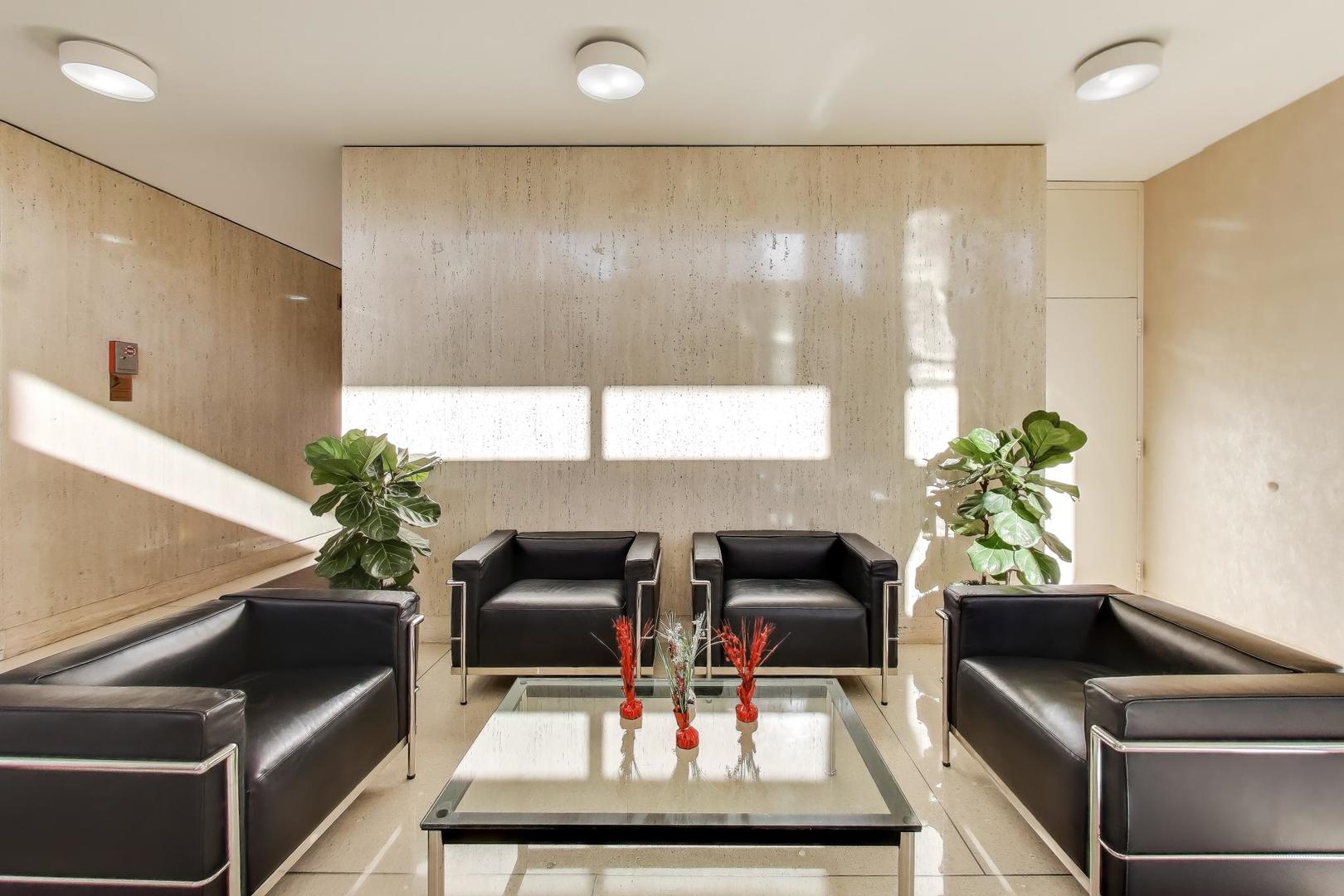 70 W Burton Place 1508