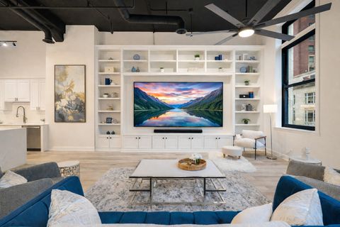 Tiny photo for 120 S State Street #4, Chicago, IL 60603 (MLS # 12576612)