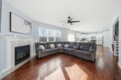 Tiny photo for 20913 Lakewoods Lane, Shorewood, IL 60404 (MLS # 12566483)