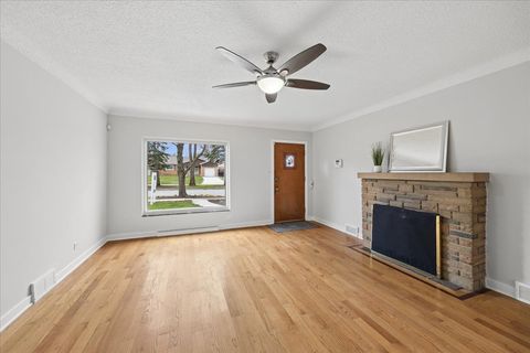 Tiny photo for 1249 Highridge Parkway, Westchester, IL 60154 (MLS # 12595186)