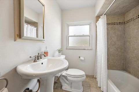 Tiny photo for 1249 Highridge Parkway, Westchester, IL 60154 (MLS # 12595186)