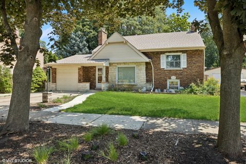 Tiny photo for 1249 Highridge Parkway, Westchester, IL 60154 (MLS # 12595186)