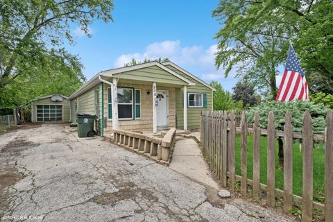 908 Diana Court Round Lake Beach IL 60073