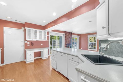 Tiny photo for 1429 Pebblecreek Drive, Glenview, IL 60025 (MLS # 12510126)