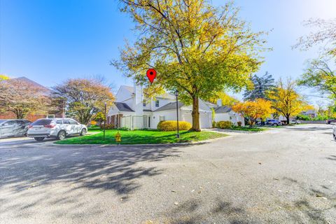Tiny photo for 1429 Pebblecreek Drive, Glenview, IL 60025 (MLS # 12510126)