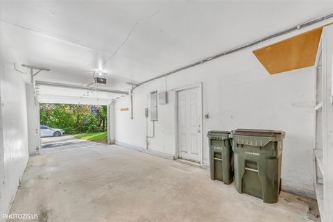 Tiny photo for 1429 Pebblecreek Drive, Glenview, IL 60025 (MLS # 12510126)