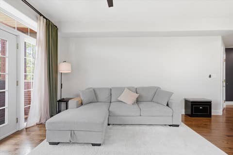 Tiny photo for 6500 S Minerva Avenue #3N, Chicago, IL 60637 (MLS # 12716557)