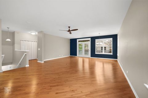 Tiny photo for 1870 Hampshire Drive, Hoffman Estates, IL 60192 (MLS # 12620690)