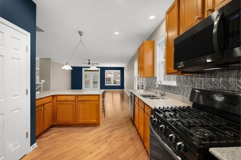 Tiny photo for 1870 Hampshire Drive, Hoffman Estates, IL 60192 (MLS # 12620690)