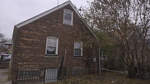 Tiny photo for 10221 S Hoxie Avenue, Chicago, IL 60617 (MLS # 12521952)