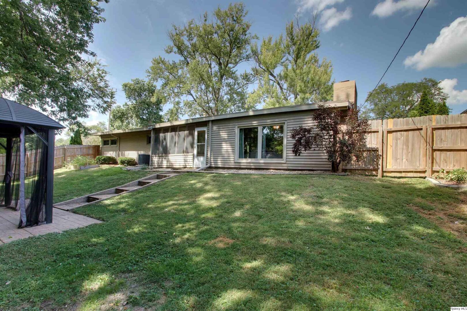 3000 Lincoln Hill SE