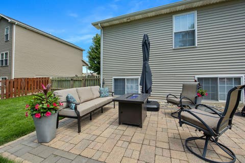 Tiny photo for 2911 Breezewood Boulevard, Bloomington, IL 61704 (MLS # 12696613)