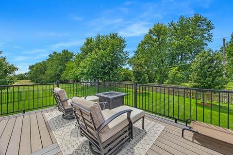 Tiny photo for 2911 Breezewood Boulevard, Bloomington, IL 61704 (MLS # 12696613)