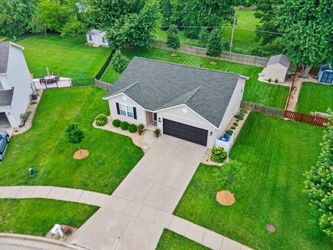 Tiny photo for 2911 Breezewood Boulevard, Bloomington, IL 61704 (MLS # 12696613)