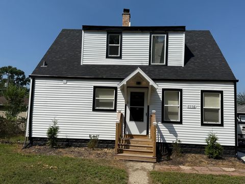 Photo of 1116 Michigan City Road, Calumet City, IL 60409 (MLS # 12520172)