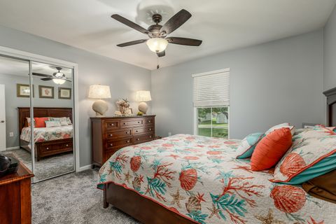 Tiny photo for 707 S Sunny Slope Street, West Frankfort, IL 62896 (MLS # 12633549)