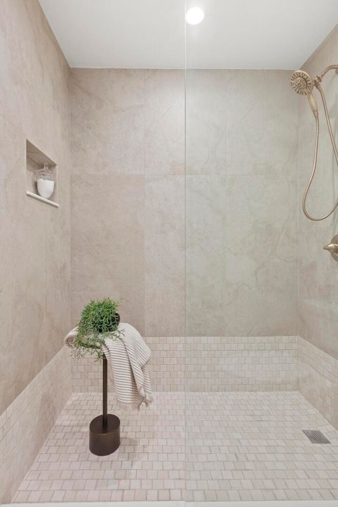 Tiny photo for 4510 Raymond Avenue, Brookfield, IL 60513 (MLS # 12506747)