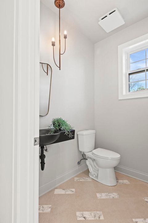 Tiny photo for 4510 Raymond Avenue, Brookfield, IL 60513 (MLS # 12506747)