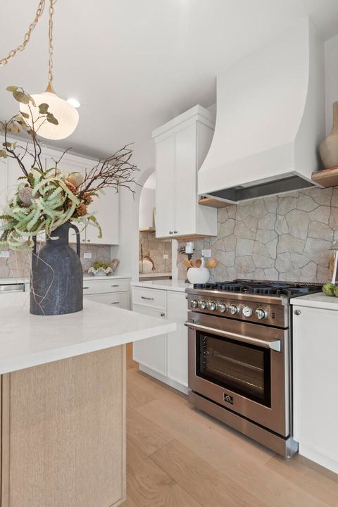 Tiny photo for 4510 Raymond Avenue, Brookfield, IL 60513 (MLS # 12506747)