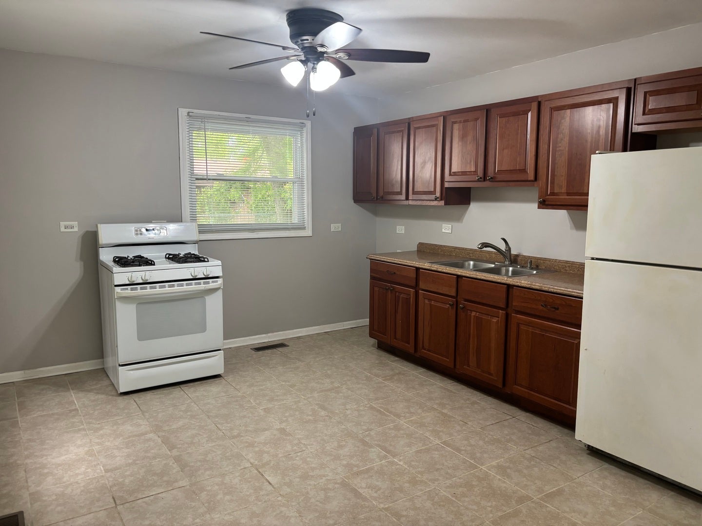 347 Tiverton Lane
