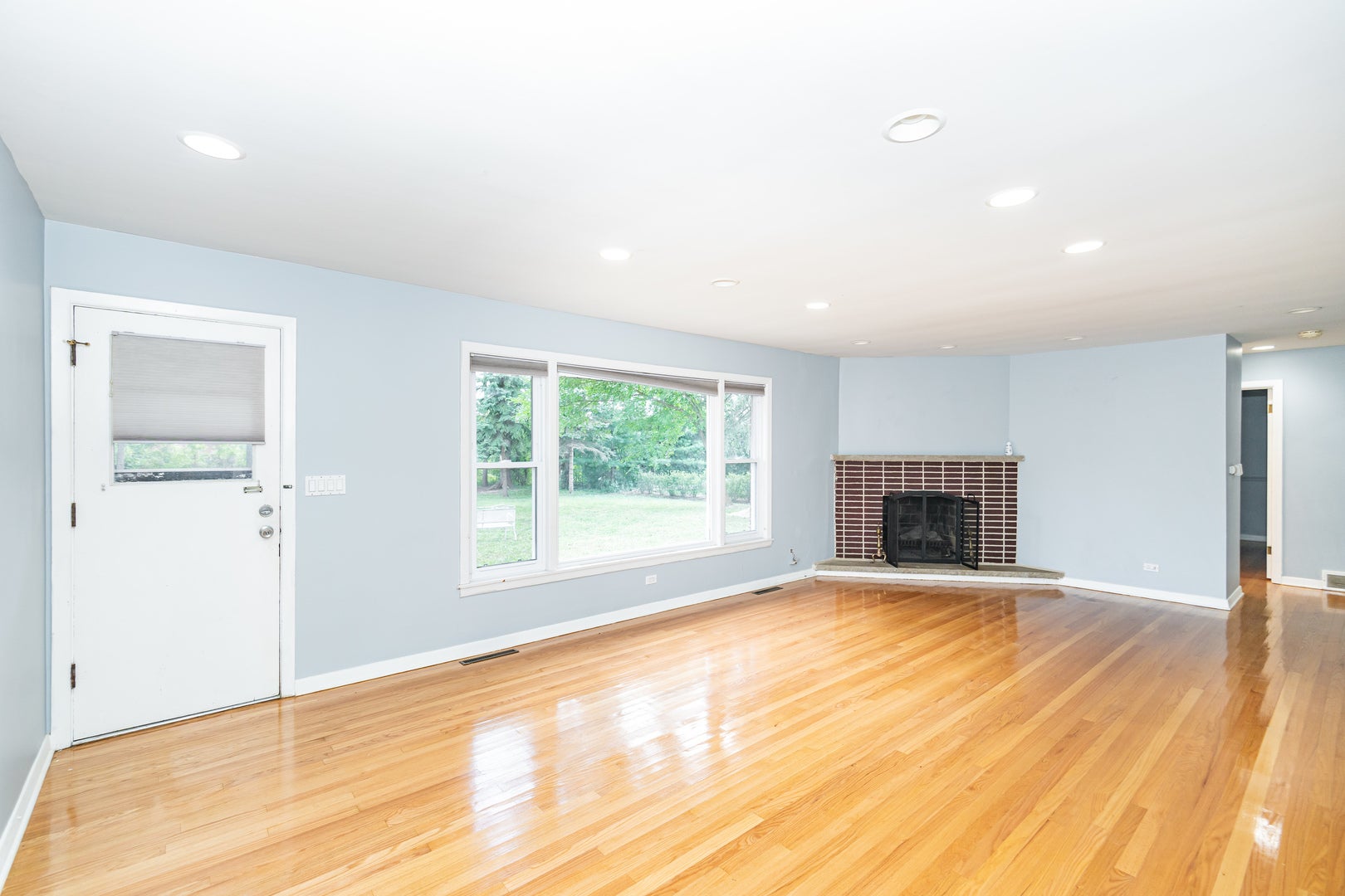 33 BRIARWOOD Lane