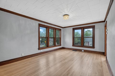 Tiny photo for 402 Porter Street, Lemont, IL 60439 (MLS # 12770447)
