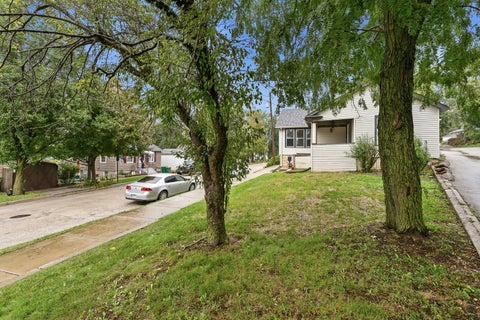 Tiny photo for 402 Porter Street, Lemont, IL 60439 (MLS # 12770447)