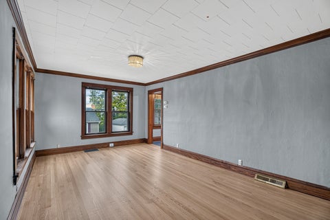 Tiny photo for 402 Porter Street, Lemont, IL 60439 (MLS # 12770447)