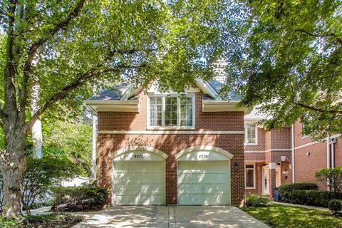 4272 W Harrington Lane Chicago IL 60646