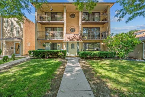 Photo of 5312 W WINDSOR Avenue #2W, Chicago, IL 60630 (MLS # 12714368)