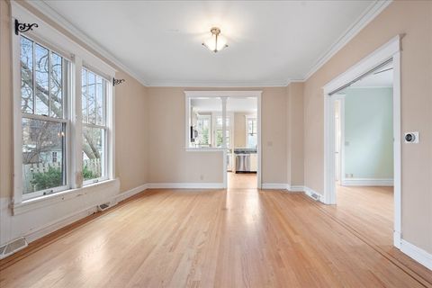 Tiny photo for 921 Madison Street, Evanston, IL 60202 (MLS # 12549370)