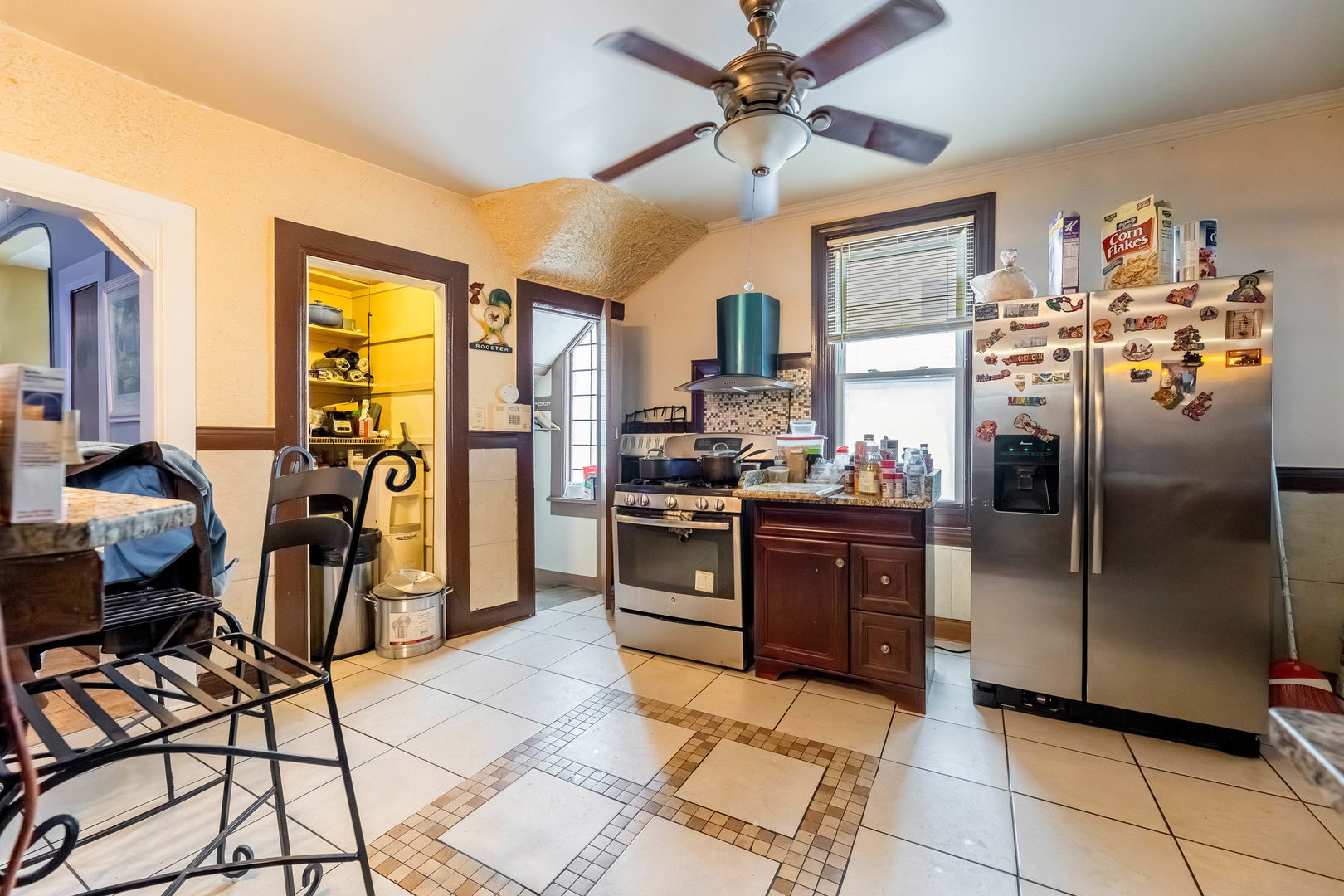 1434 N Leamington Avenue