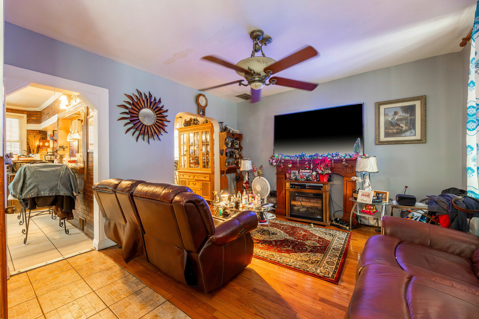 1434 N Leamington Avenue