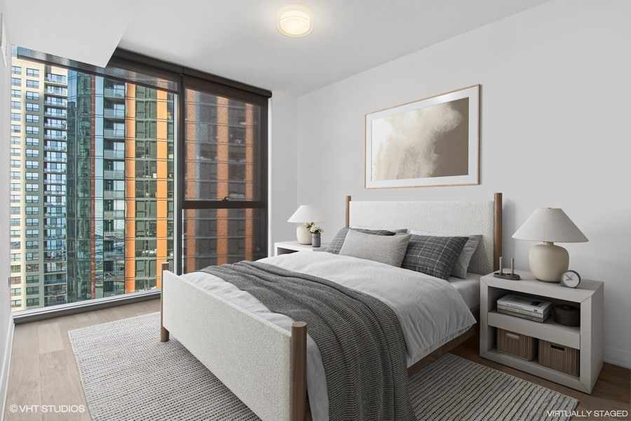 211 N Harbor Drive 1307