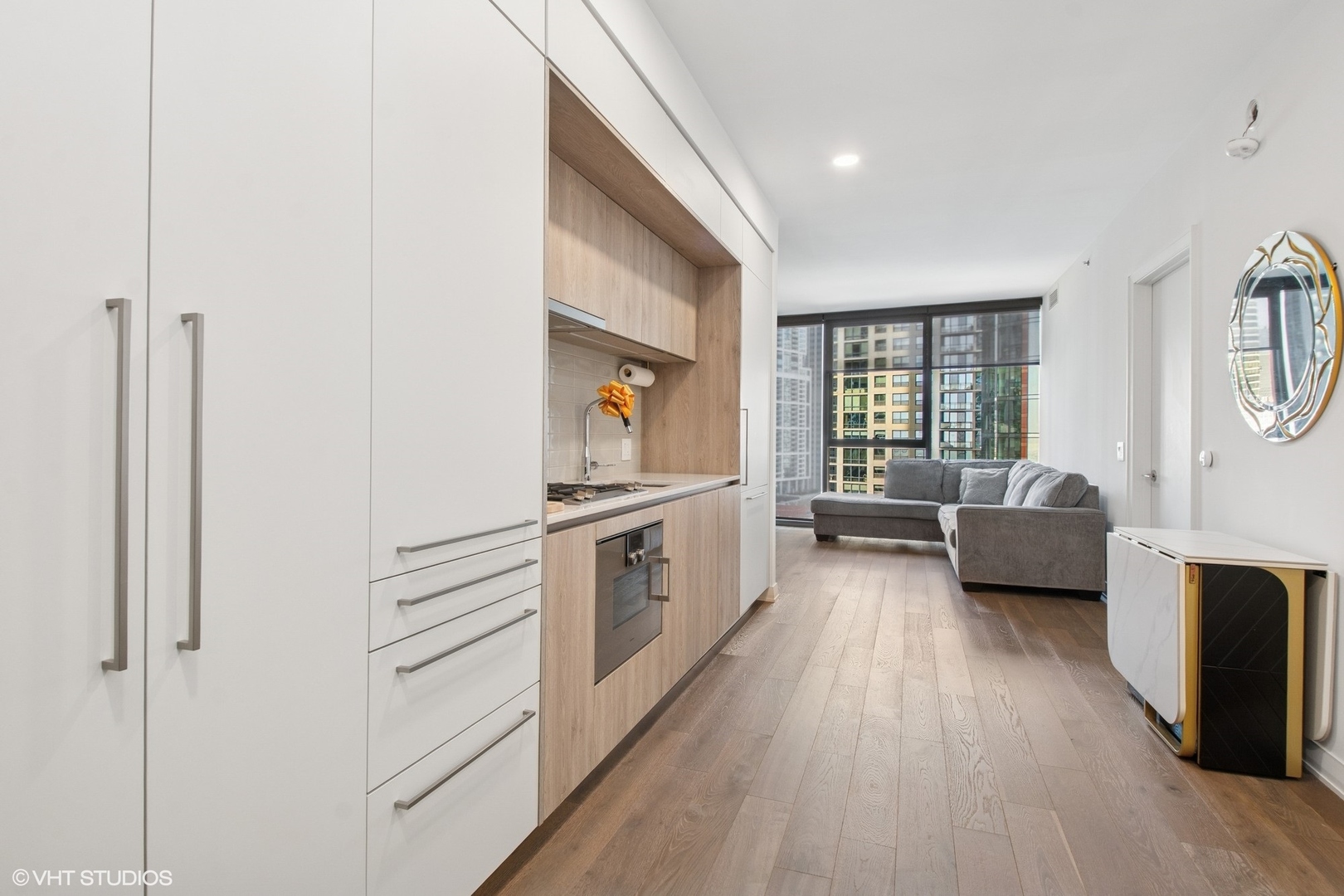 211 N Harbor Drive 1307