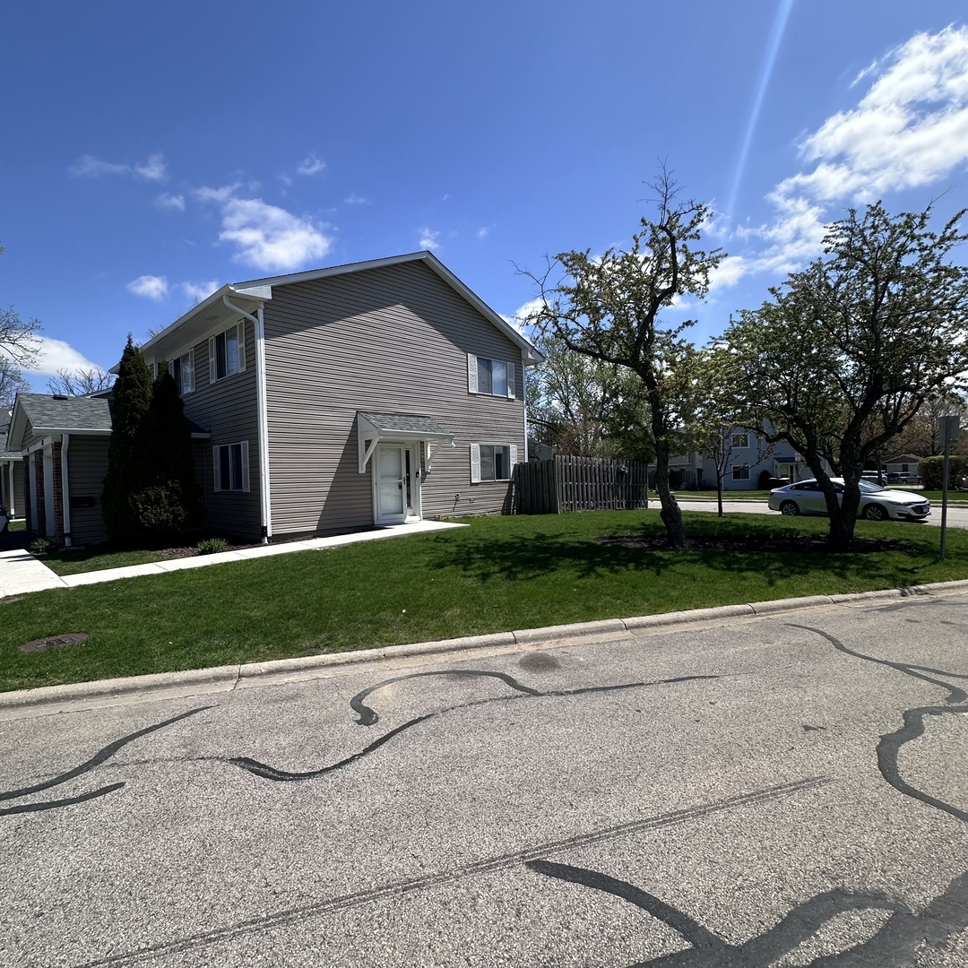 491 Dakota Court
