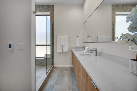 Tiny photo for 6218 S Woodlawn Avenue #A, Chicago, IL 60637 (MLS # 12642180)